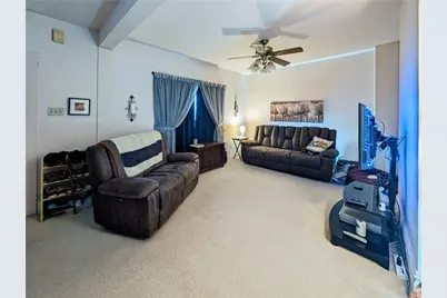 646 Liberty Ave, Carnegie, PA 15106 - Photo 4