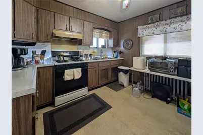 646 Liberty Ave, Carnegie, PA 15106 - Photo 10