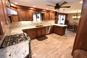 5715 Glen Hill Dr, Bethel Park, PA 15102 - Photo 4