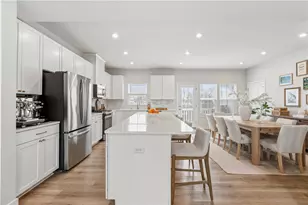 410 Scharberry Ln, Mars, PA 16046 - Photo 4