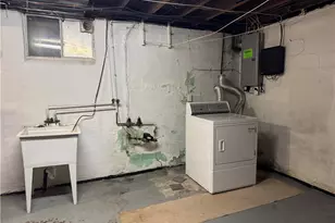 6412 Helen St, South Park, PA 15129 - Photo 32