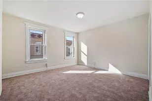 8 Edith Pl, Pittsburgh, PA 15213 - Photo 16