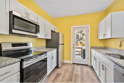 8 Edith Place, Pittsburgh, PA 15213 - Photo 8