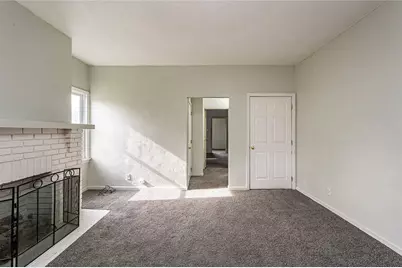 1602 Kansas Ave, White Oak, PA 15131 - Photo 4