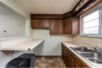 1602 Kansas Ave, White Oak, PA 15131 - Photo 18