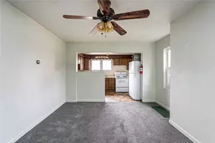 1602 Kansas Ave, White Oak, PA 15131 - Photo 16