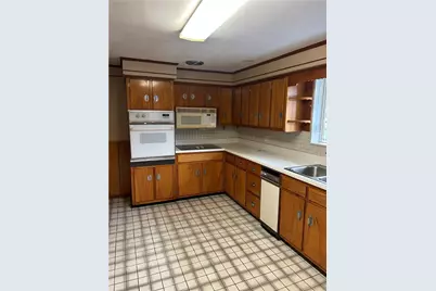 700 Filmore Rd, Pittsburgh, PA 15221 - Photo 2