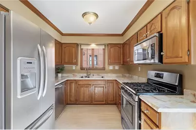 1393 Washington Rd, Pittsburgh, PA 15228 - Photo 16