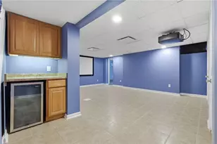 1393 Washington Rd, Pittsburgh, PA 15228 - Photo 34