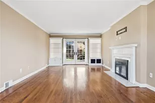 1393 Washington Rd, Pittsburgh, PA 15228 - Photo 8