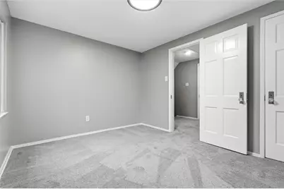 327 E Bruceton Rd, Pittsburgh, PA 15236 - Photo 30