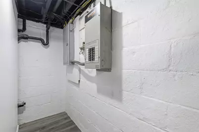 327 E Bruceton Rd, Pittsburgh, PA 15236 - Photo 38