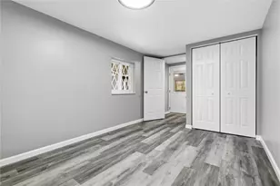 327 E Bruceton Rd, Pittsburgh, PA 15236 - Photo 18