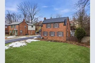 327 E Bruceton Rd, Pittsburgh, PA 15236 - Photo 2