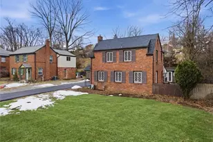 327 E Bruceton Rd, Pittsburgh, PA 15236 - Photo 2