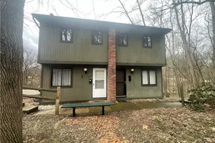 446 Crosby Dr, Canonsburg, PA 15317 - Photo 1