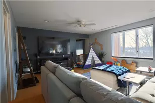 2525 Greensburg Pike, Pittsburgh, PA 15221 - Photo 12