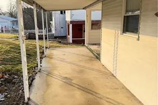 199 N Liberty St, Waynesburg, PA 15370 - Photo 4