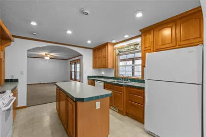 4601 Wildwood Sample Rd, Hampton, PA 15101 - Photo 10