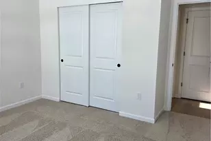 4277 Hawthorn Dr, South Park, PA 15129 - Photo 4