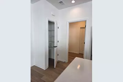 4296 Hawthorn Drive, South Park, PA 15129 - Photo 10