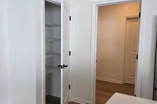 4296 Hawthorn Dr, South Park, PA 15129 - Photo 10