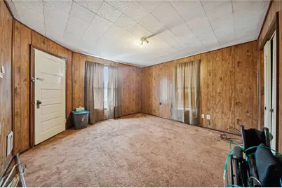 709 Helman St, Youngwood, PA 15697 - Photo 12