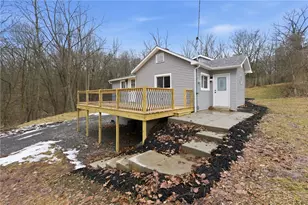 2421 Graceland Rd, New Castle, PA 16105 - Photo 2