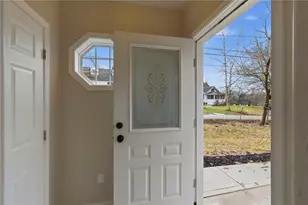 2421 Graceland Rd, New Castle, PA 16105 - Photo 6