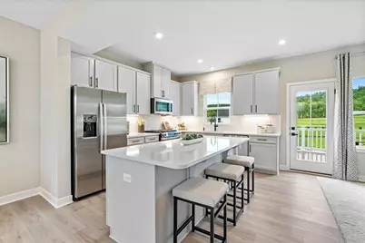 8013 Chief Way, Adams Township, PA 16046 - Photo 4