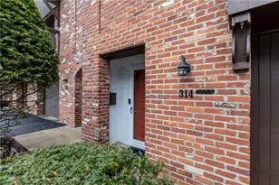 314 Woodbridge Dr, Pittsburgh, PA 15237 - Photo 2