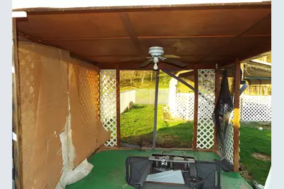 18 Penn Ave, Claysville, PA 15322 - Photo 10