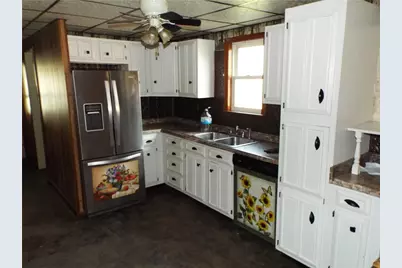 18 Penn Ave, Claysville, PA 15322 - Photo 24