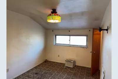 603 Lindsay Rd, Scott Township, PA 15106 - Photo 12