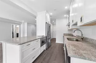 320 Fort Duquesne Blvd, Pittsburgh, PA 15222 - Photo 22