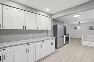 7032 Reynolds St, Pittsburgh, PA 15208 - Photo 14