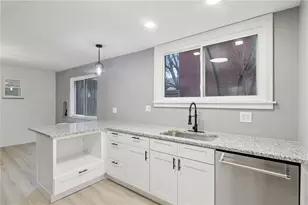 7032 Reynolds St, Pittsburgh, PA 15208 - Photo 14