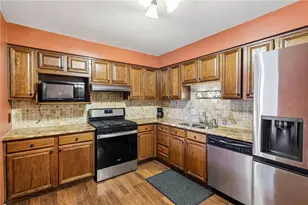 324 Central Dr, Cranberry Township, PA 16066 - Photo 12