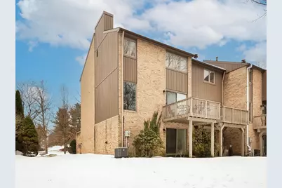 324 Central Dr, Cranberry Township, PA 16066 - Photo 2