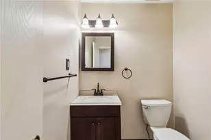 324 Central Dr, Cranberry Township, PA 16066 - Photo 16
