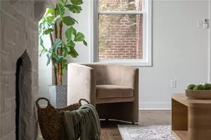 4028 Cloverlea St, Pittsburgh, PA 15227 - Photo 4