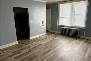 2814 W Liberty Ave, Pittsburgh, PA 15216 - Photo 8