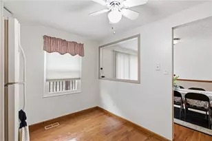 176 W Russets Circle, Bridgeville, PA 15017 - Photo 14