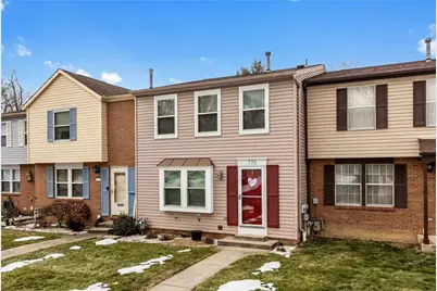 176 W Russets Circle, Bridgeville, PA 15017 - Photo 2