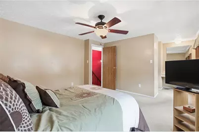 176 W Russets Circle, Bridgeville, PA 15017 - Photo 16