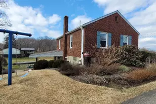 586 Sterling Dr, Buffalo Township, PA 16055 - Photo 8