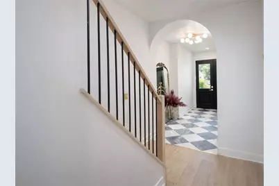 32 Mayflower St, Pittsburgh, PA 15206 - Photo 6