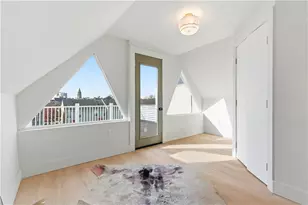 32 Mayflower St, Pittsburgh, PA 15206 - Photo 4