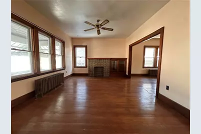 26 S Main Street, Houston, PA 15342 - Photo 8