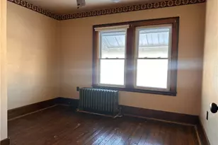 26 S Main St, Houston, PA 15342 - Photo 28